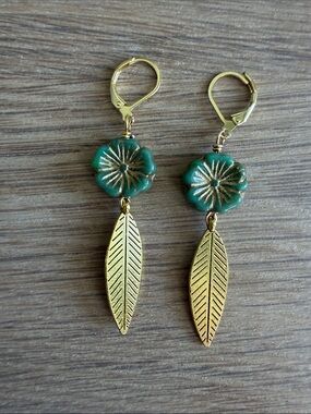 HAND CRAFTED TEAL CZECH GLASS FLOWER & GOLD LEAF EARRINGS Boho Dangle Botanical